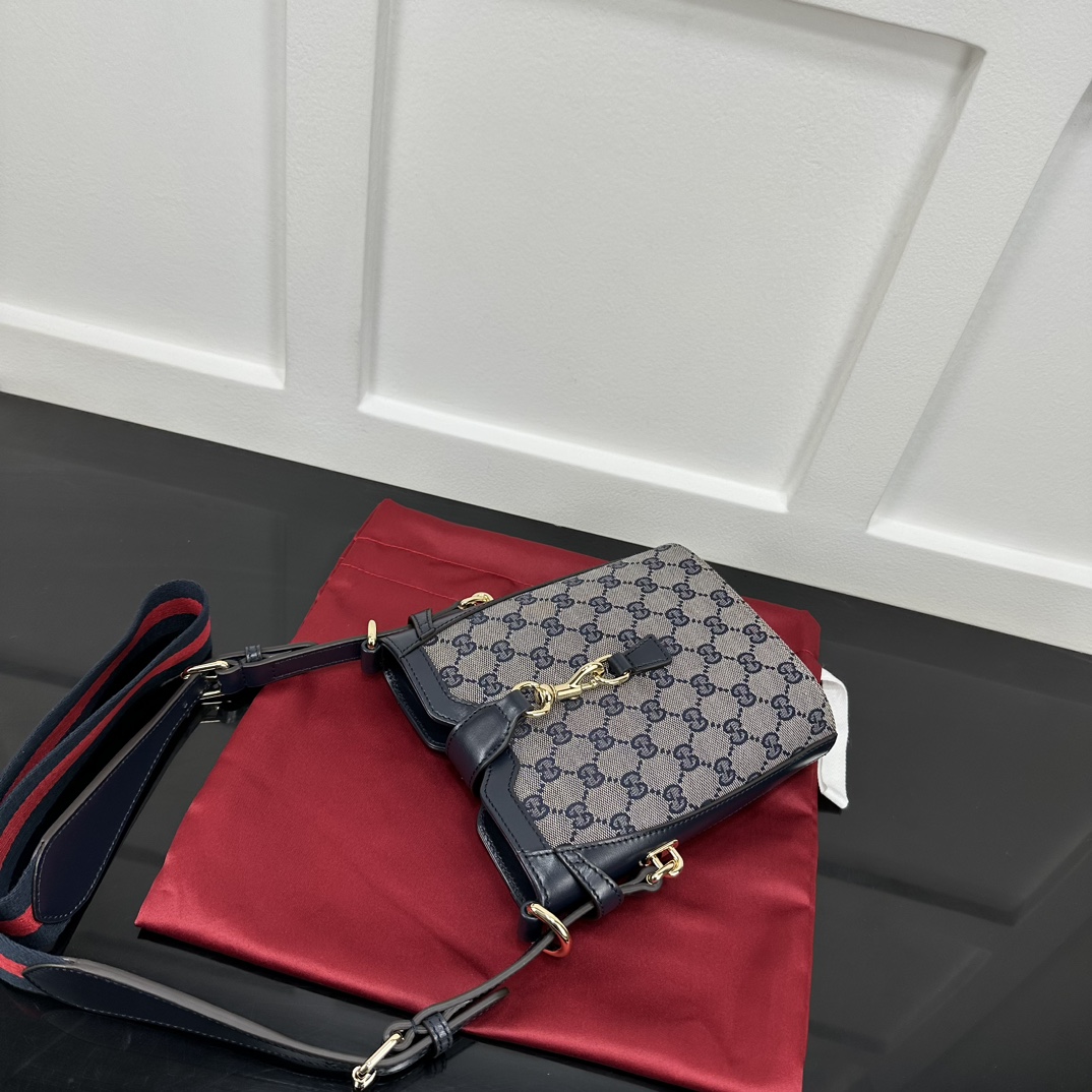 Gucci Satchel Bags